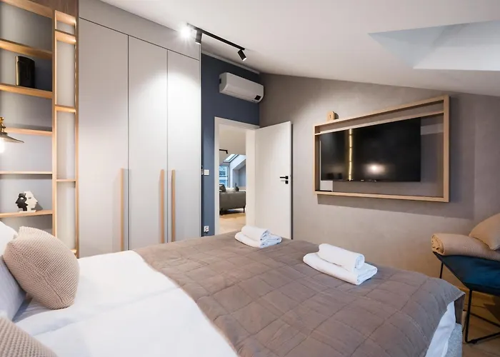 Horizon Apartments Na Dolach - Luxury Apartments Near The Vistula River